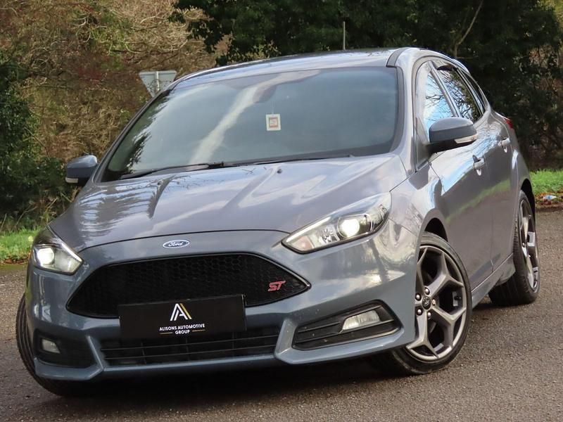 Grey Used 2018 Ford Focus ST Hatchback | £13,494 (Fair price) - Image 1/4
