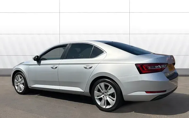 Used Skoda Superb SE L Executive 150 HP (110 kW) 2018 Hatchback