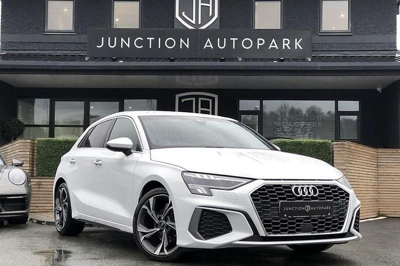 Used Audi A3 S-Line 110 HP (80 kW) 2023 White Hatchback