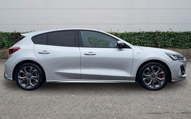 Used Ford Focus ST-Line 155 HP (114 kW) 2025 Hatchback