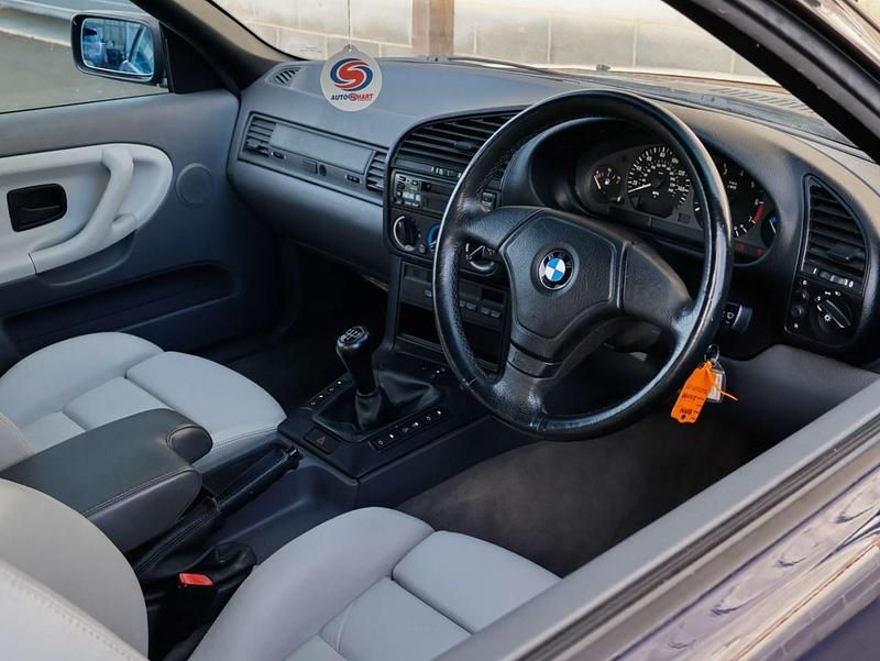 Used BMW 318 Cabriolet 1996 Blue Cabriolet