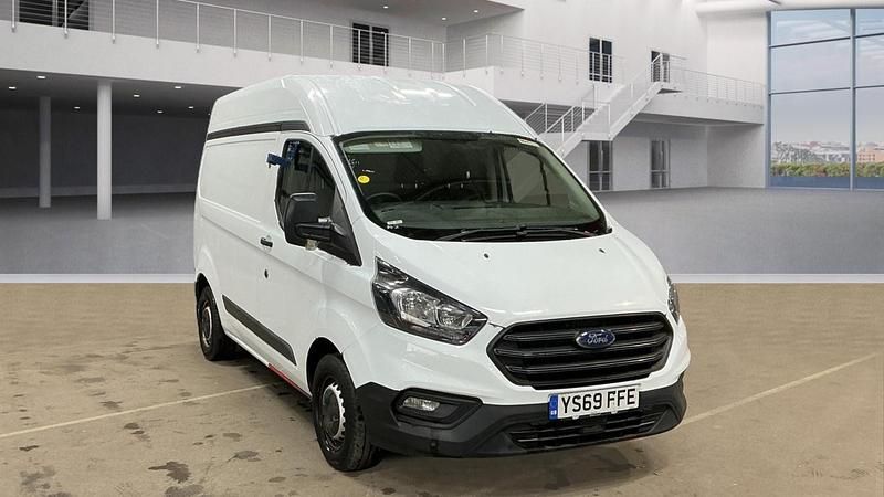 Used Ford Transit Custom 105 HP (77 kW) 2020 White Van