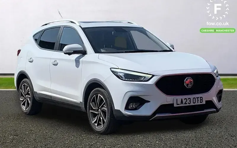 Used MG ZS Exclusive 111 HP (81 kW) 2023 Hatchback