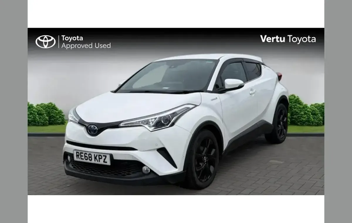 Used Toyota C-HR Design 122 HP (89 kW) 2018 White SUV