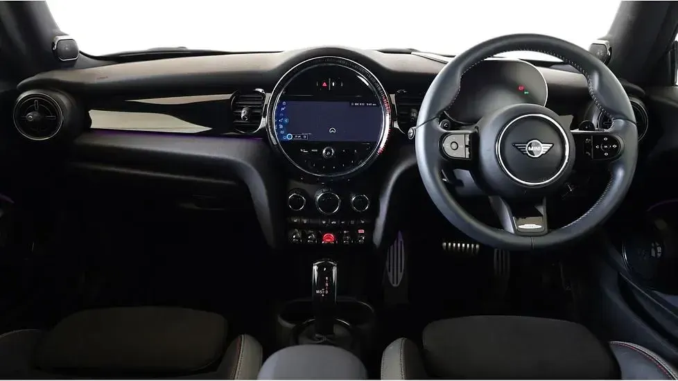 Used Mini John Cooper Works Hatch 228 HP (167 kW) 2023 White Hatchback