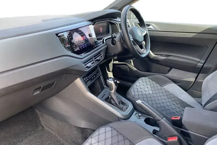 Used VW Polo R-line 108 HP (79 kW) 2023 Smokey grey Hatchback