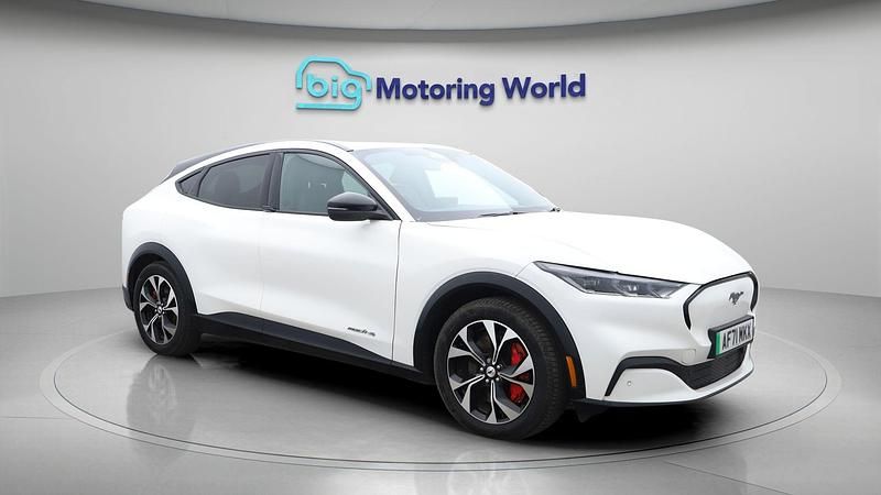 Used 2021 Ford Mustang Mach-E Standard Range SUV | £19,400 (Fair price) - Image 1/4