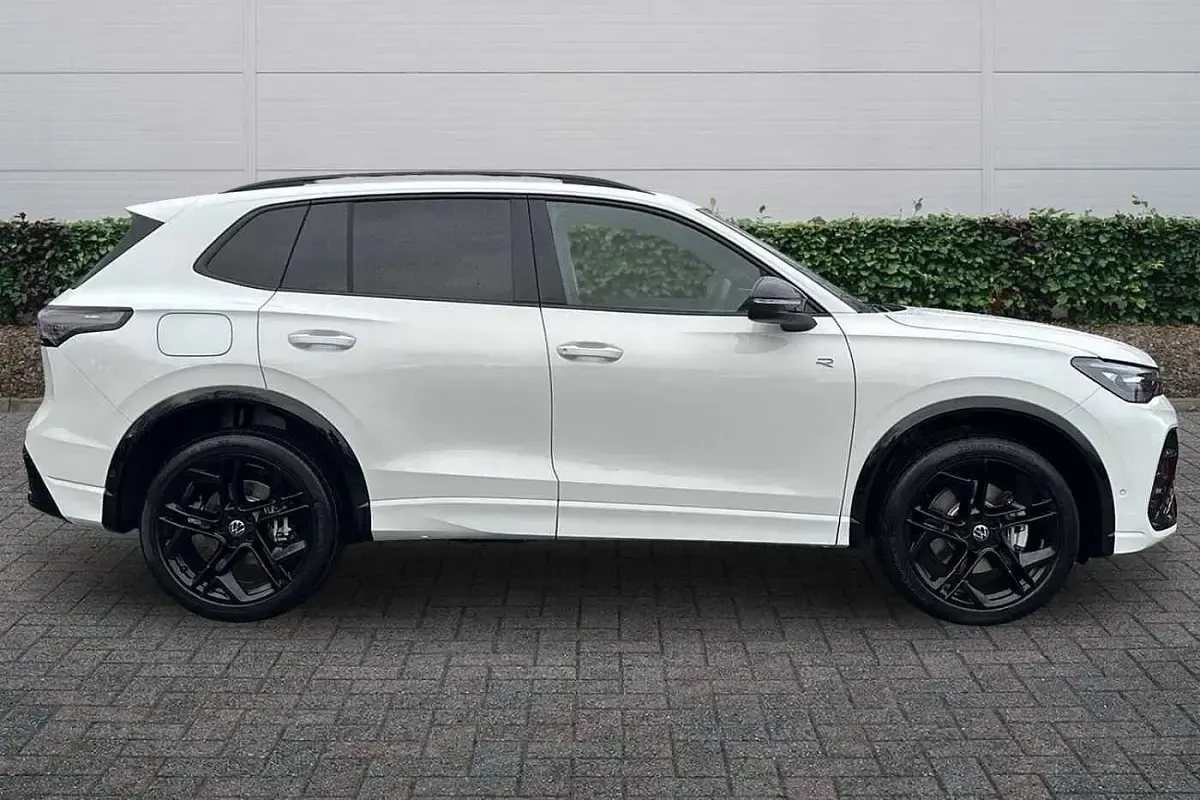 Used VW Tiguan Black Edition 265 HP (194 kW) 2026 White SUV