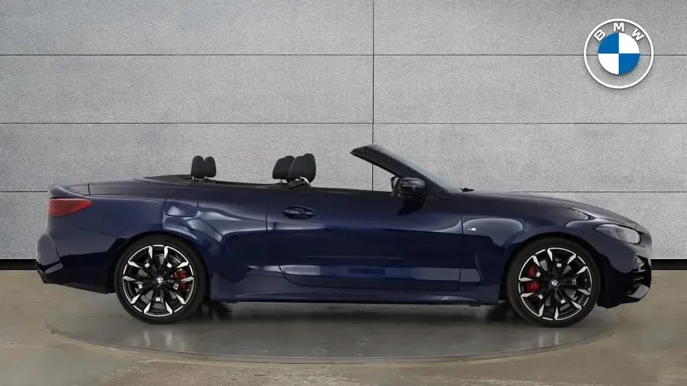 Used BMW 420 M Sport 181 HP (133 kW) 2026 Blue Cabriolet