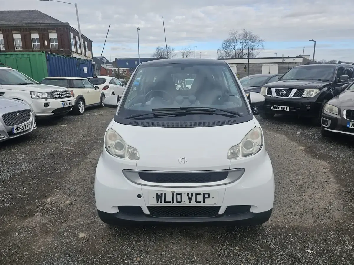Used Smart ForTwo Coupé Passion 54 HP (39 kW) 2010 White Coupe