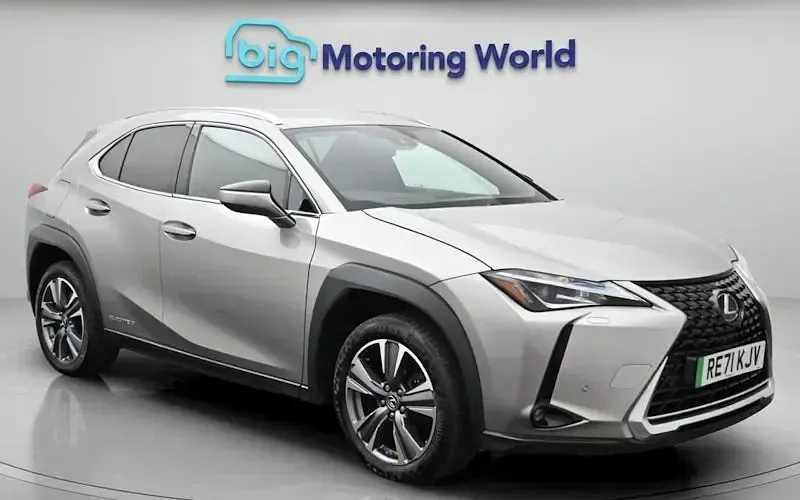 Usado Lexus UX 150 kW (204 CV) 2021 SUV