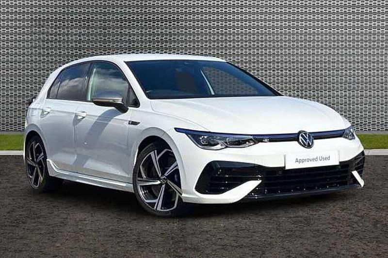 Used 2021 VW Golf VIII R | £29,631 (Fair price) - Image 1/4