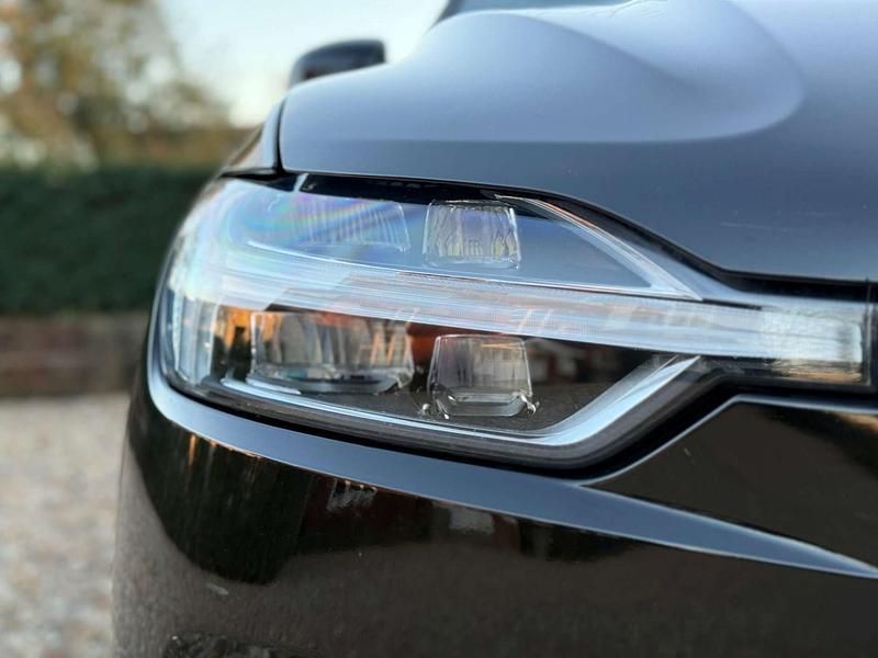 Used Volvo XC60 R-Design 250 HP (183 kW) 2019 Black SUV