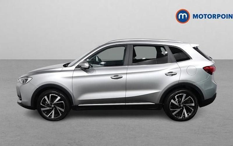 Usado MG ZS Trophy 196 HP (144 kW) 2025 Prateado SUV