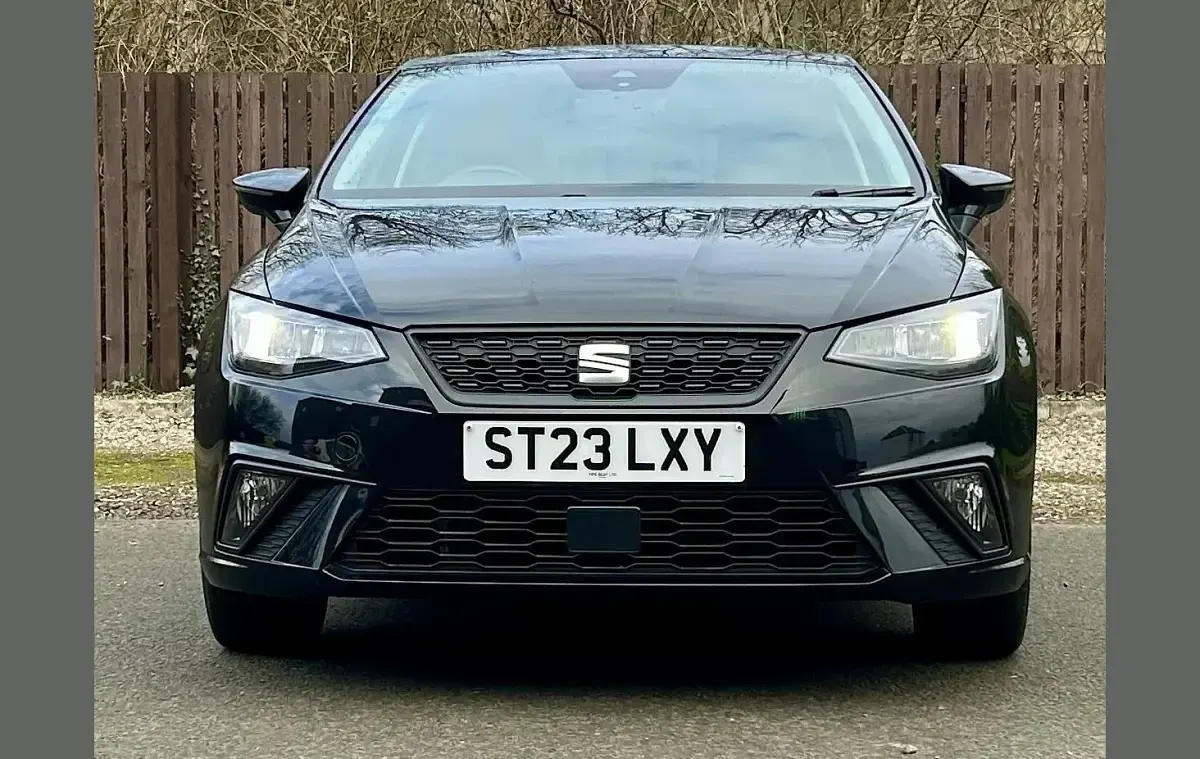 Usado Seat Ibiza SE 94 HP (69 kW) 2023 Preto Citadino