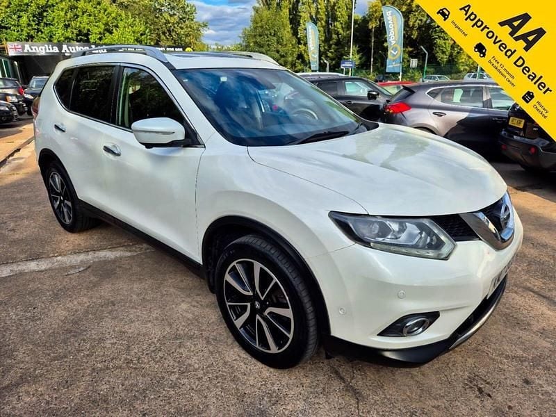 White Used 2017 Nissan X-Trail Tekna SUV | £6,690 (Fair price) - Image 1/4