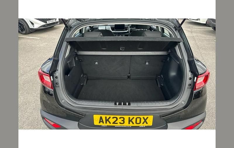 Used Kia Stonic 100 HP (73 kW) 2023 Black SUV