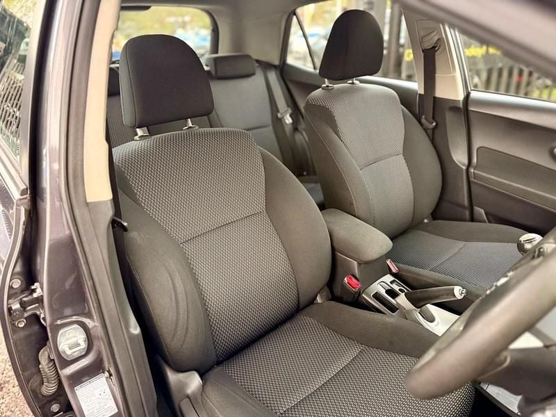 Used Toyota Auris 2010 Grey Hatchback