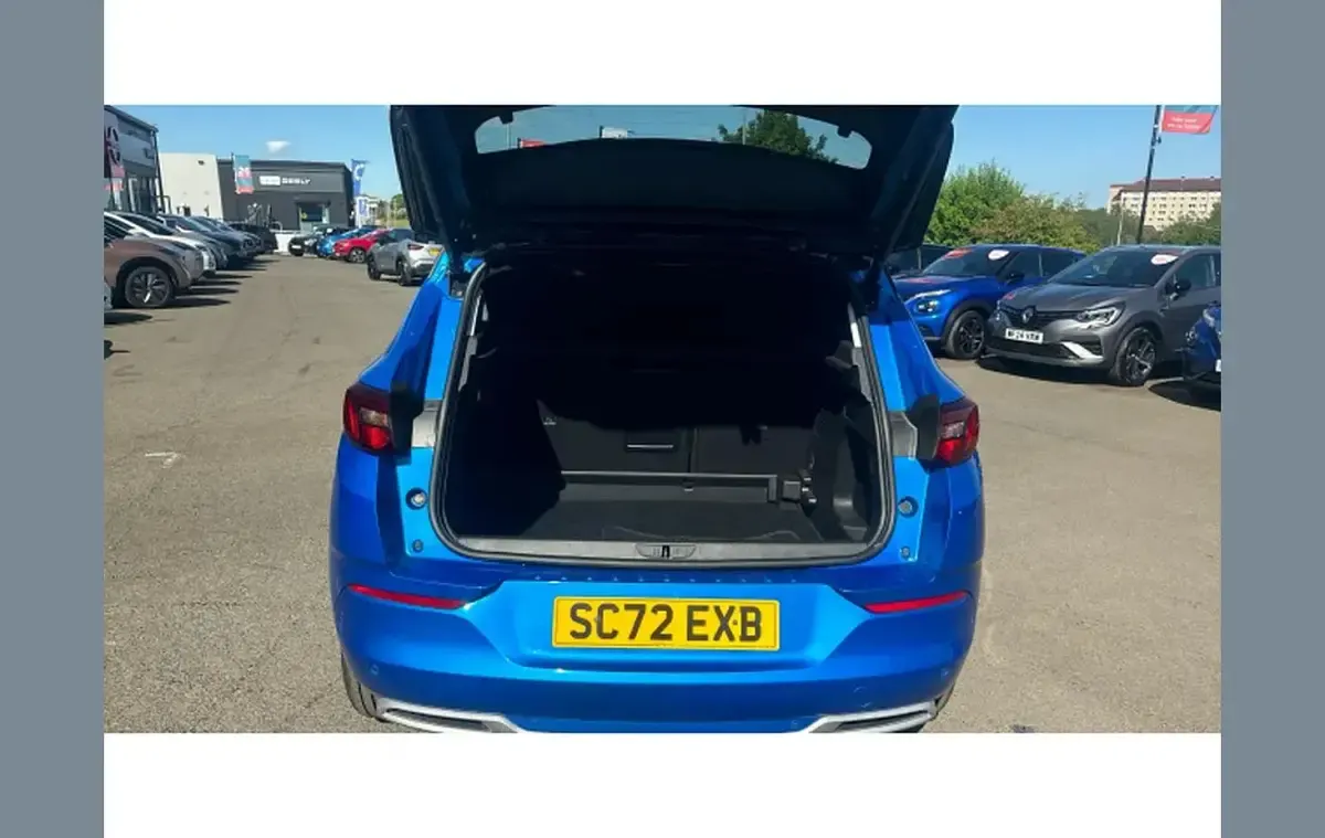 Used Vauxhall Grandland X Ultimate 130 HP (95 kW) 2022 Blue SUV