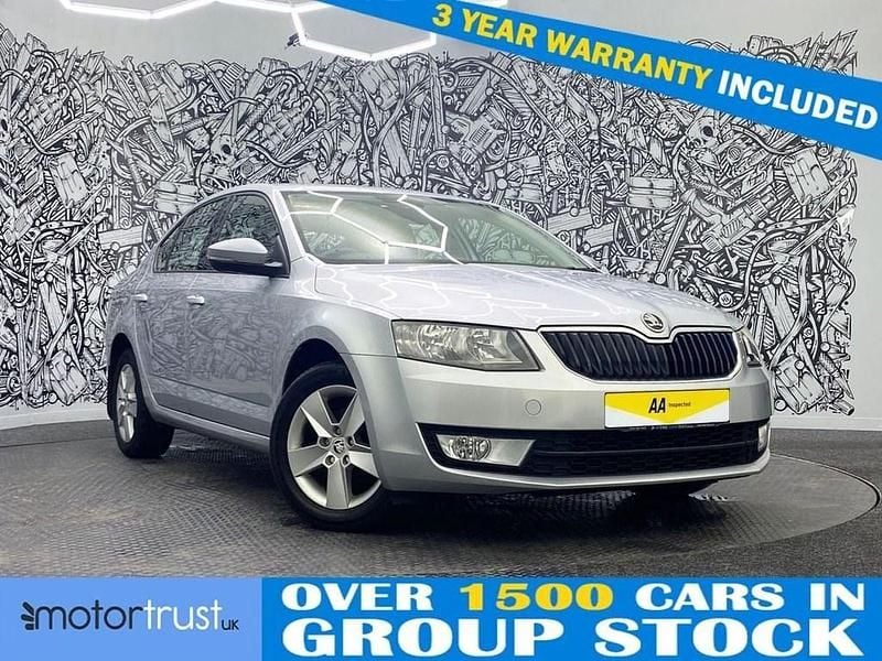 Silver Used 2014 Skoda Octavia SE Hatchback | £5,495 (Good price) - Image 1/3