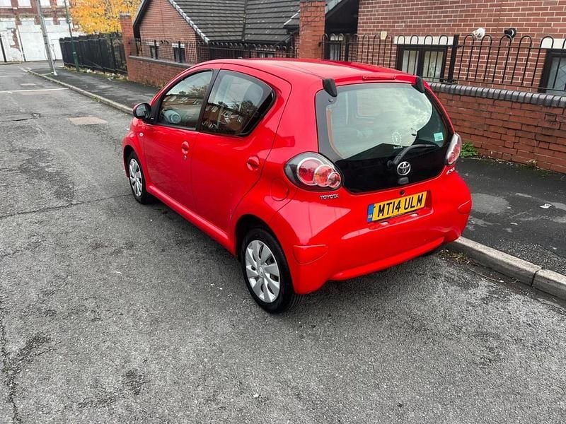 Used Toyota Aygo 2014 Red Hatchback