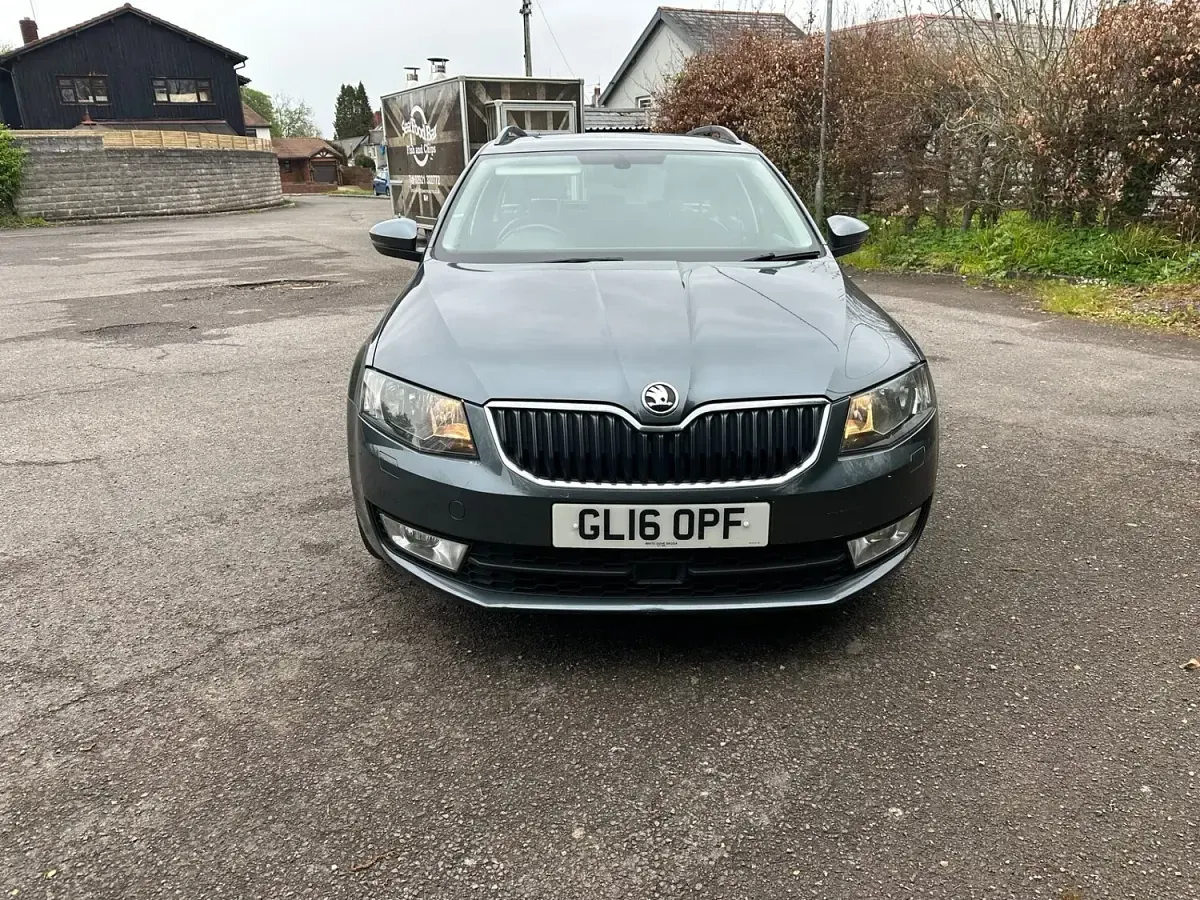 Used Skoda Octavia SE L 110 HP (80 kW) 2016 Grey Hatchback
