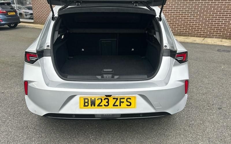 Used Vauxhall Astra 131 HP (96 kW) 2025 Hatchback