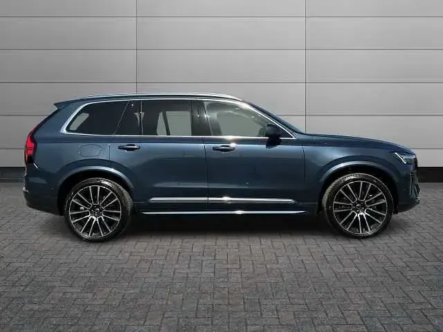 Used Volvo XC90 Ultra 247 HP (181 kW) 2025 SUV