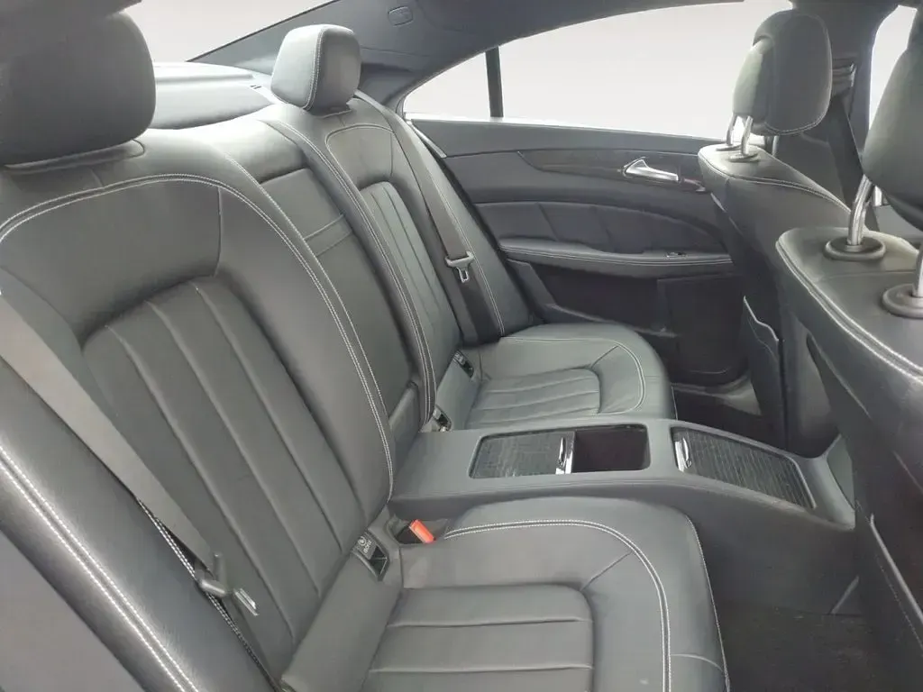 Used Mercedes CLS220 AMG line 177 HP (130 kW) 2015 Silver Coupe
