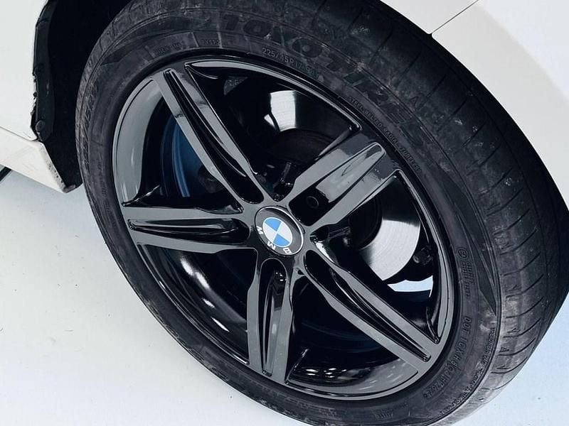 Used BMW 218 Sport Line 150 HP (110 kW) 2017 White Coupe
