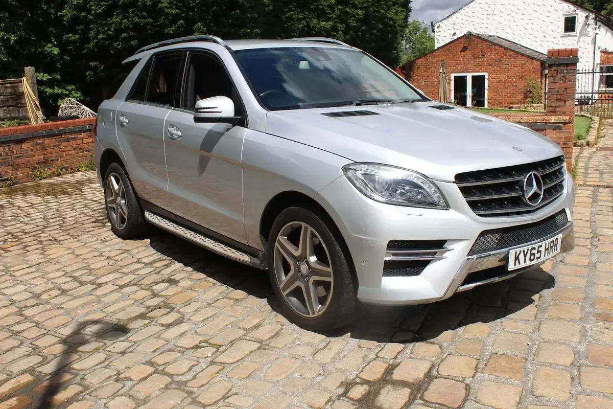 Used Mercedes ML350 AMG line 258 HP (189 kW) 2015 Silver SUV