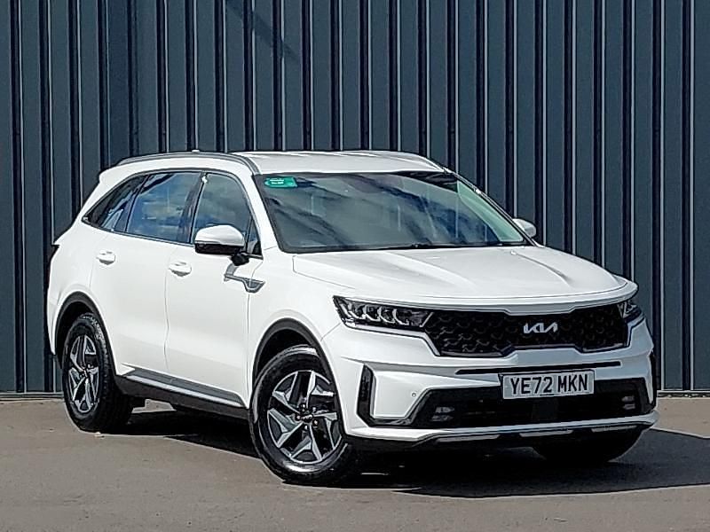White Used 2022 Kia Sorento 2 SUV | £30,798 (Super price) - Image 1/4