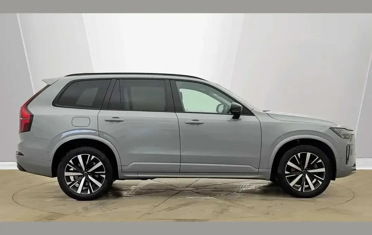 Used Volvo XC90 Plus 455 HP (334 kW) 2025 Grey SUV