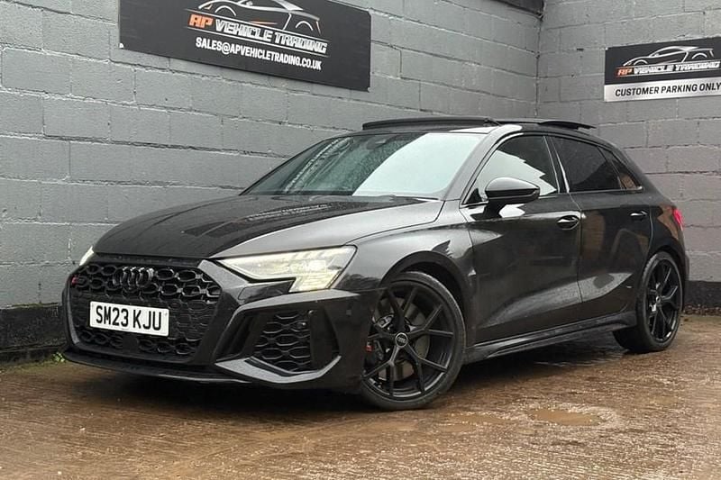 Used Audi RS3 Sportback Sport 400 HP (294 kW) 2023 Hatchback