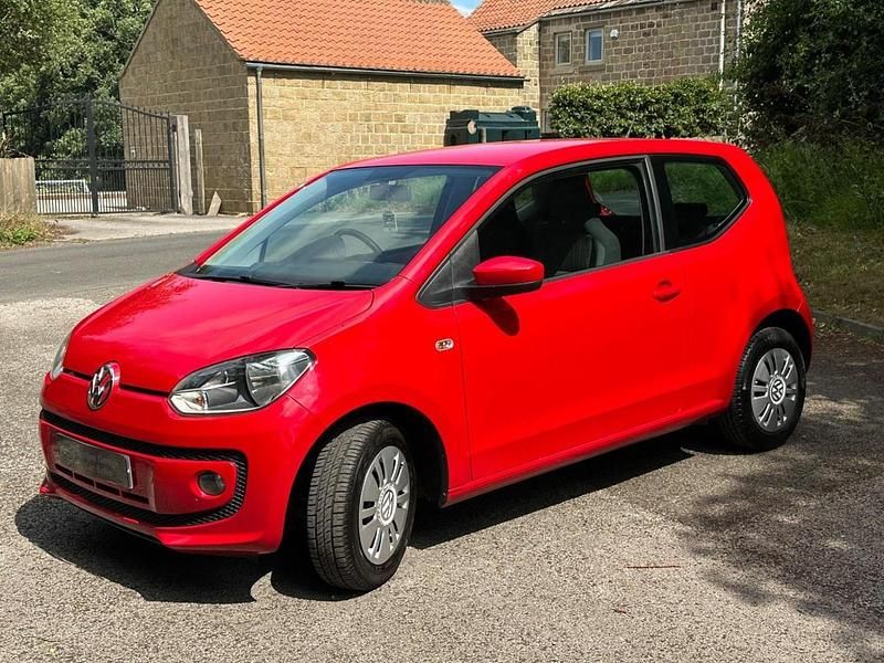 Used VW up! move up! 60 HP (44 kW) 2015 Red Hatchback