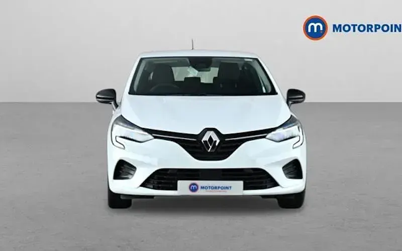Used Renault Clio Evolution 90 HP (66 kW) 2023 White Hatchback