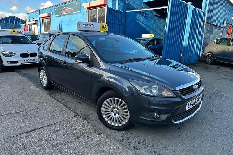 Used Ford Focus Titanium 99 HP (72 kW) 2011 Grey Hatchback