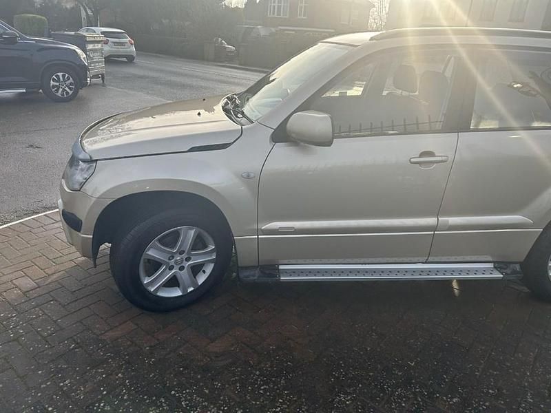 Used Suzuki Grand Vitara 140 HP (102 kW) 2008 Beige Estate