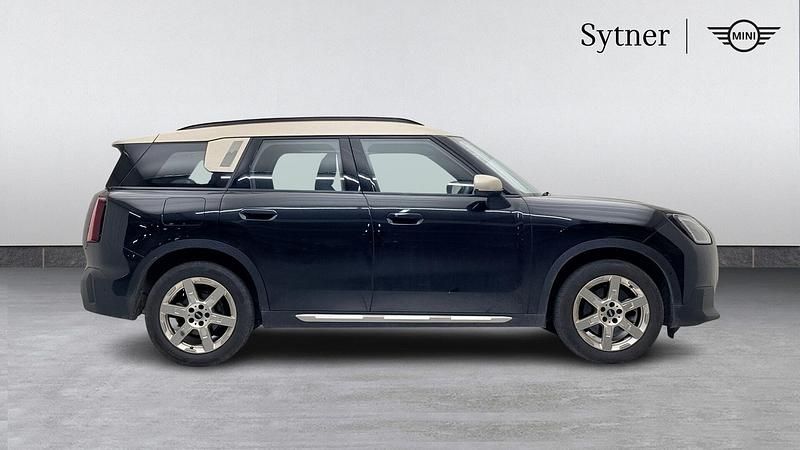 Used Mini Countryman 168 HP (123 kW) 2024 Black SUV