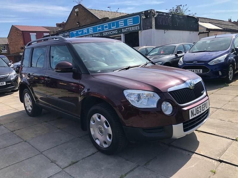 Maroon Used 2013 Skoda Yeti GreenLine SUV | £2,999 - Image 1/4