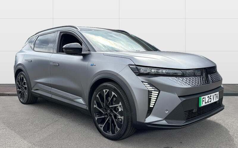 New 2025 Renault Scénic Esprit Alpine MPV | £37,777 (Fair price) - Image 1/4
