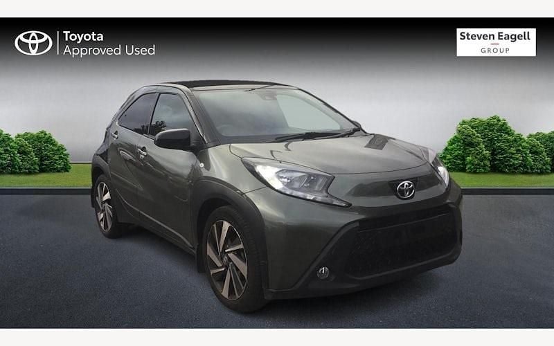 Used 2025 Toyota Aygo Hatchback | £15,370 (Fair price) - Image 1/3