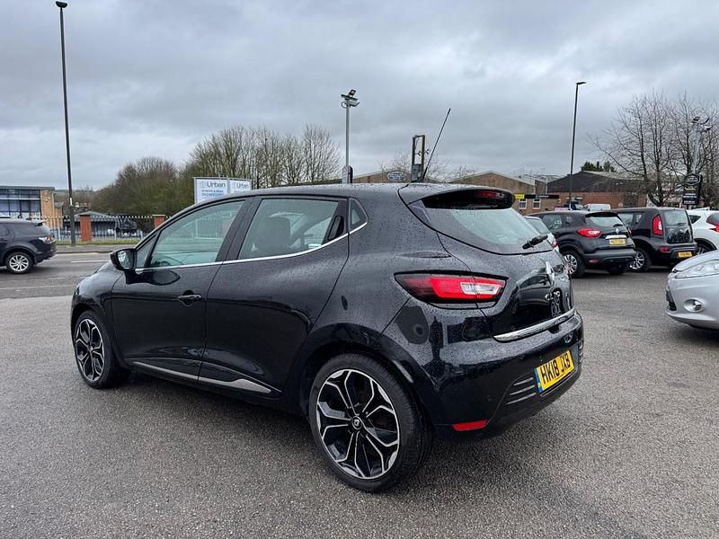 Used Renault Clio IV Dynamique 90 HP (66 kW) 2018 Black Hatchback