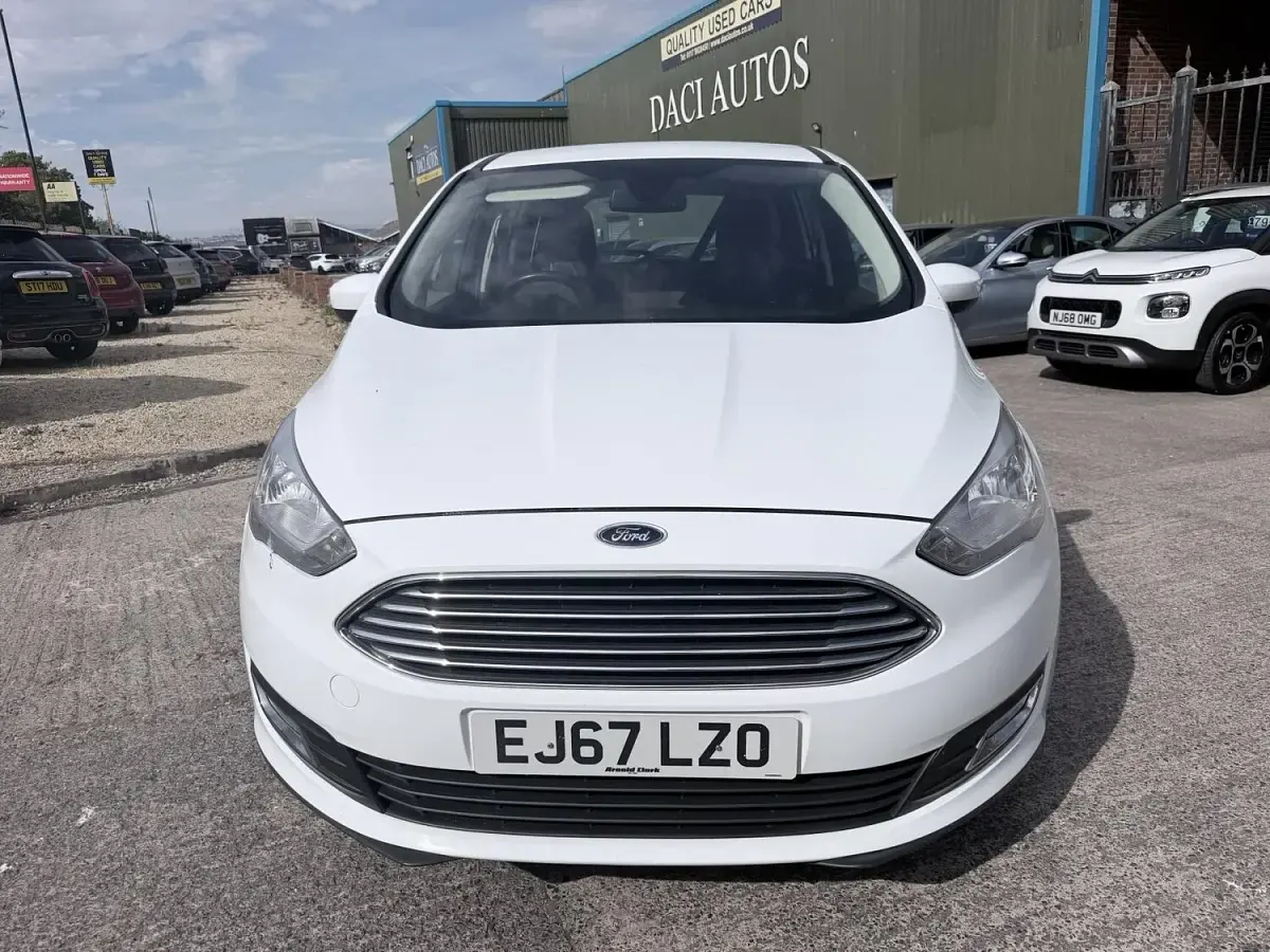Used Ford Grand C-Max Titanium 120 HP (88 kW) 2017 White MPV