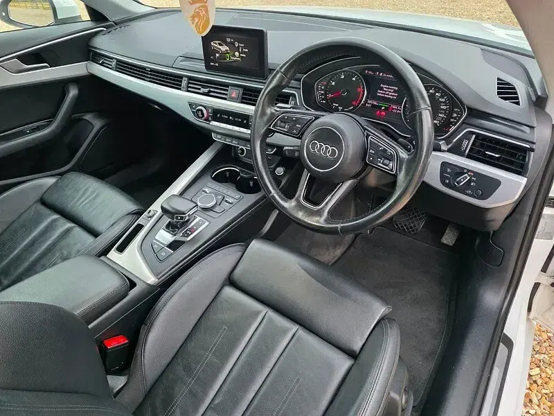 Used Audi A4 Sport 2019 White