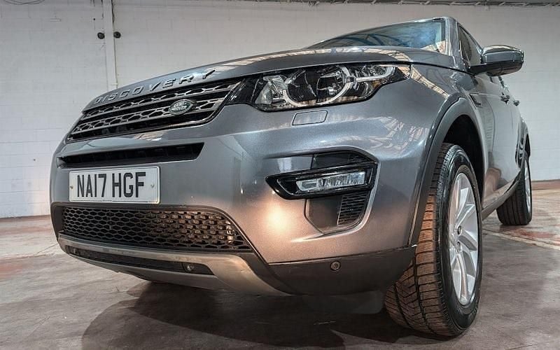 Used Land Rover Discovery Sport SE 179 HP (131 kW) 2019 SUV