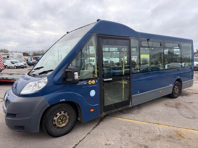 Begagnad Peugeot Boxer 2014 Blå Van