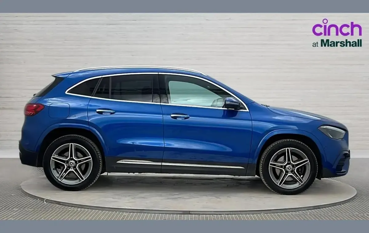 Used Mercedes GLA250 Executive 214 HP (157 kW) 2024 Blue SUV