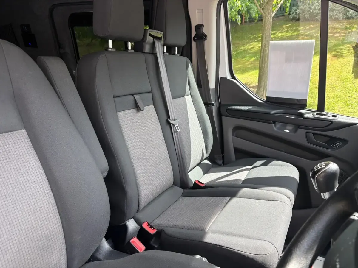 Used Ford Transit Custom 105 HP (77 kW) 2019 White Van