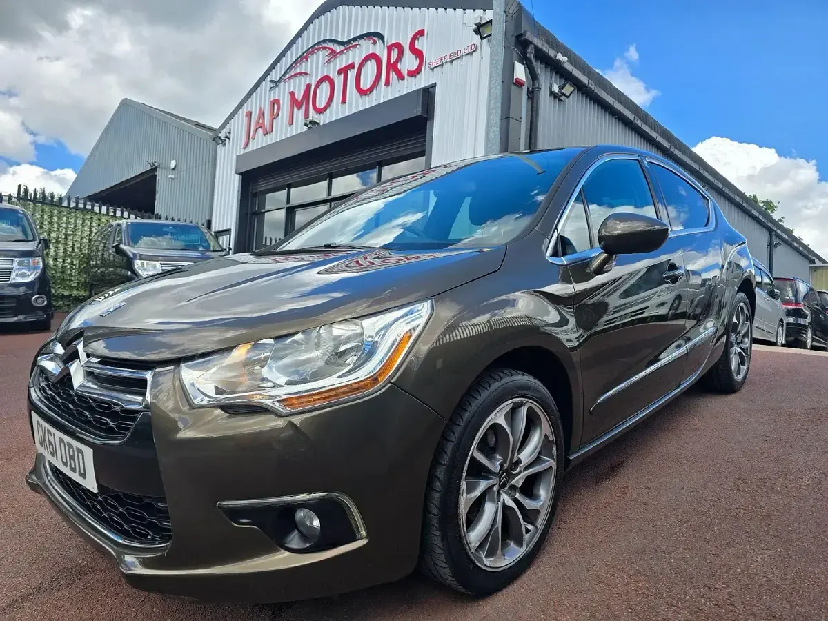 Used Citroën DS4 115 HP (84 kW) 2011 Bronze Hatchback